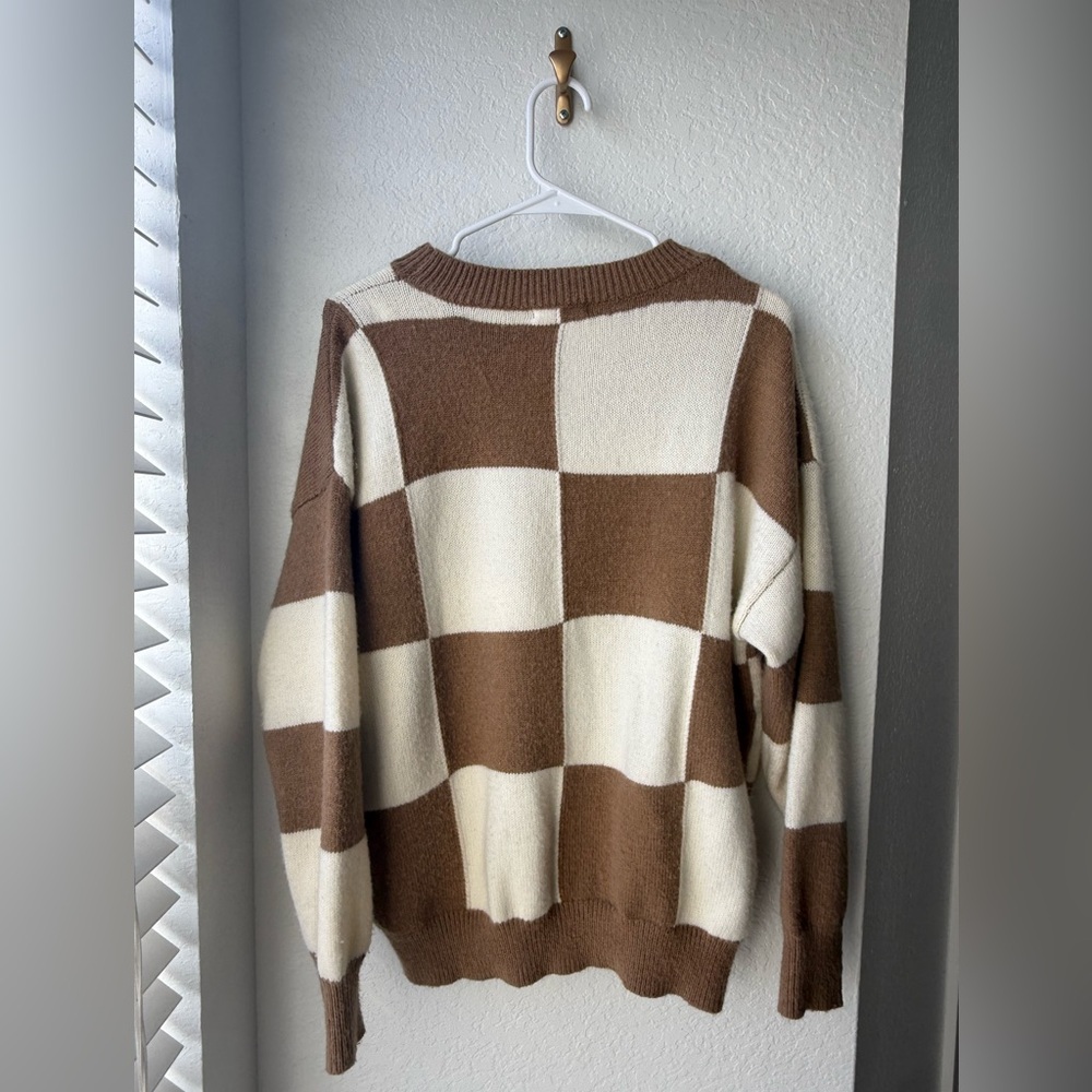 ANNIEWEAR TAN CHECKERED OVERSIZED SWEATER SIZE SMALL EUC SIZE S - Picture 2 of 3